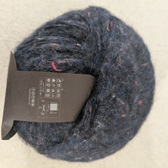 9 x Rowan Tweed Haze Yarn Skiens in Grey and Navy, Mohair Alpaca - Picture 6 of 10